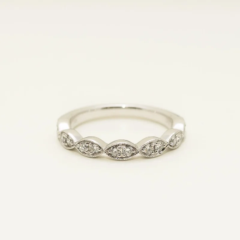 Diamond Band in 14kt White Gold (3/8ct tw)