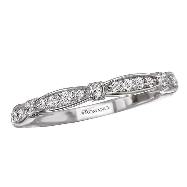 Romance Pinched Detail Wedding Band