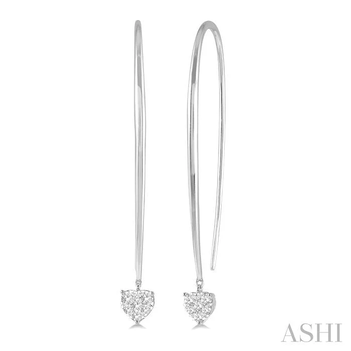 HEART SHAPE LOVEBRIGHT ESSENTIAL DIAMOND EARRINGS