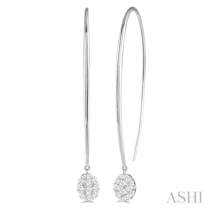 OVAL SHAPE LOVEBRIGHT ESSENTIAL DIAMOND EARRINGS