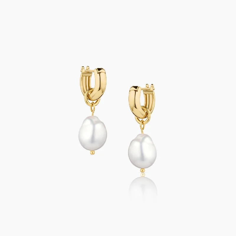 Petite Colette Pearl Earrings