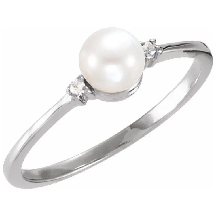 Platinum Cultured White Freshwater Pearl & .025 CTW Natural Diamond Ring