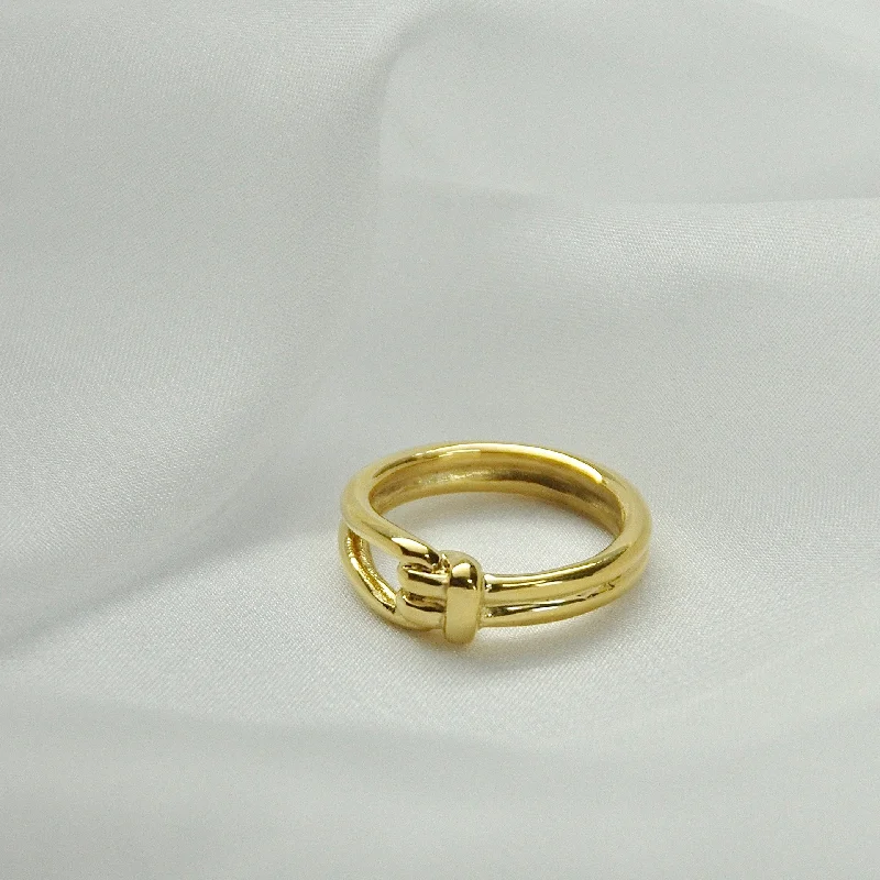 Knot Ring